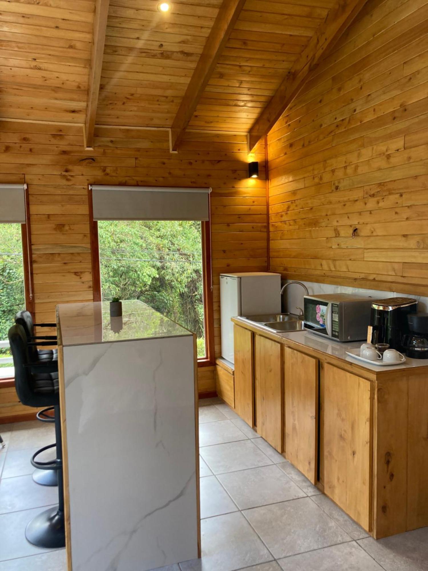Los Lagos Lodge San Gerardo de Dota Buitenkant foto